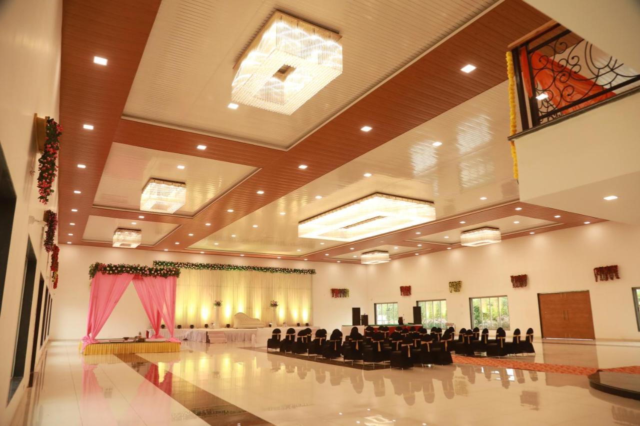 The Orange Flag, Phulambri Hotel Ganori Exterior foto
